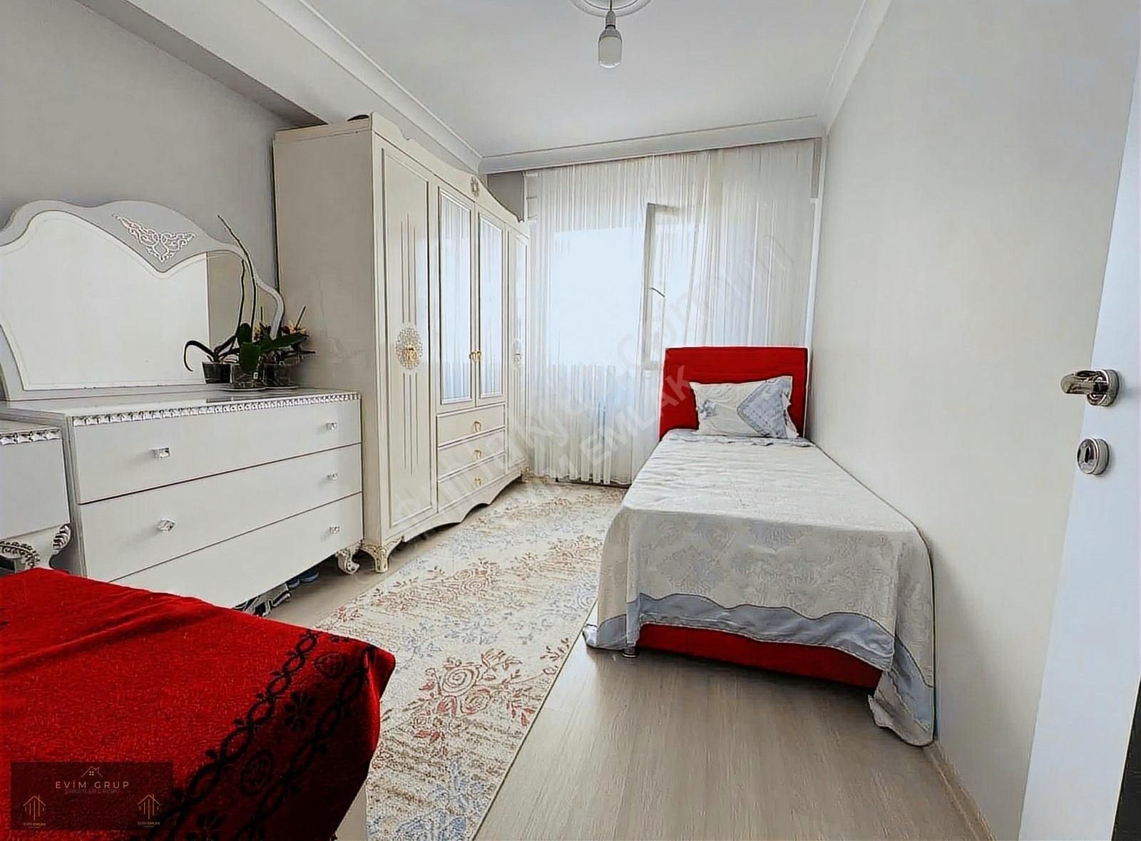 Evim Emlak'tan Konumu Güzel Lüks Ve Full Yapılı Güney Cephe 3+1