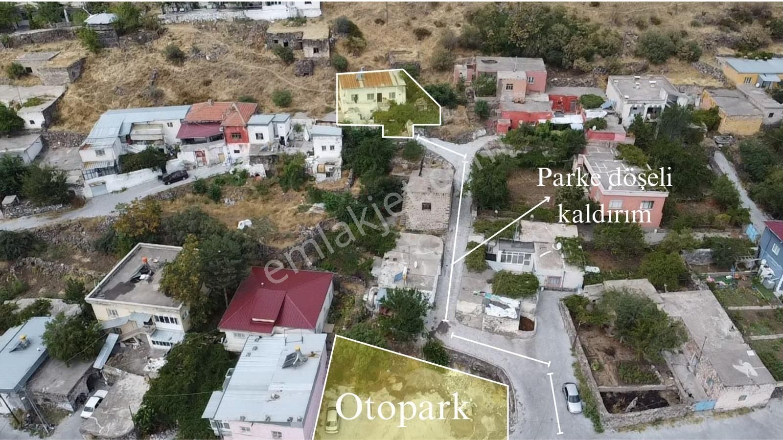 Hacılar Yukarı Mahallede Memurdan Satlık Bağ Evi Ve Bahçesi