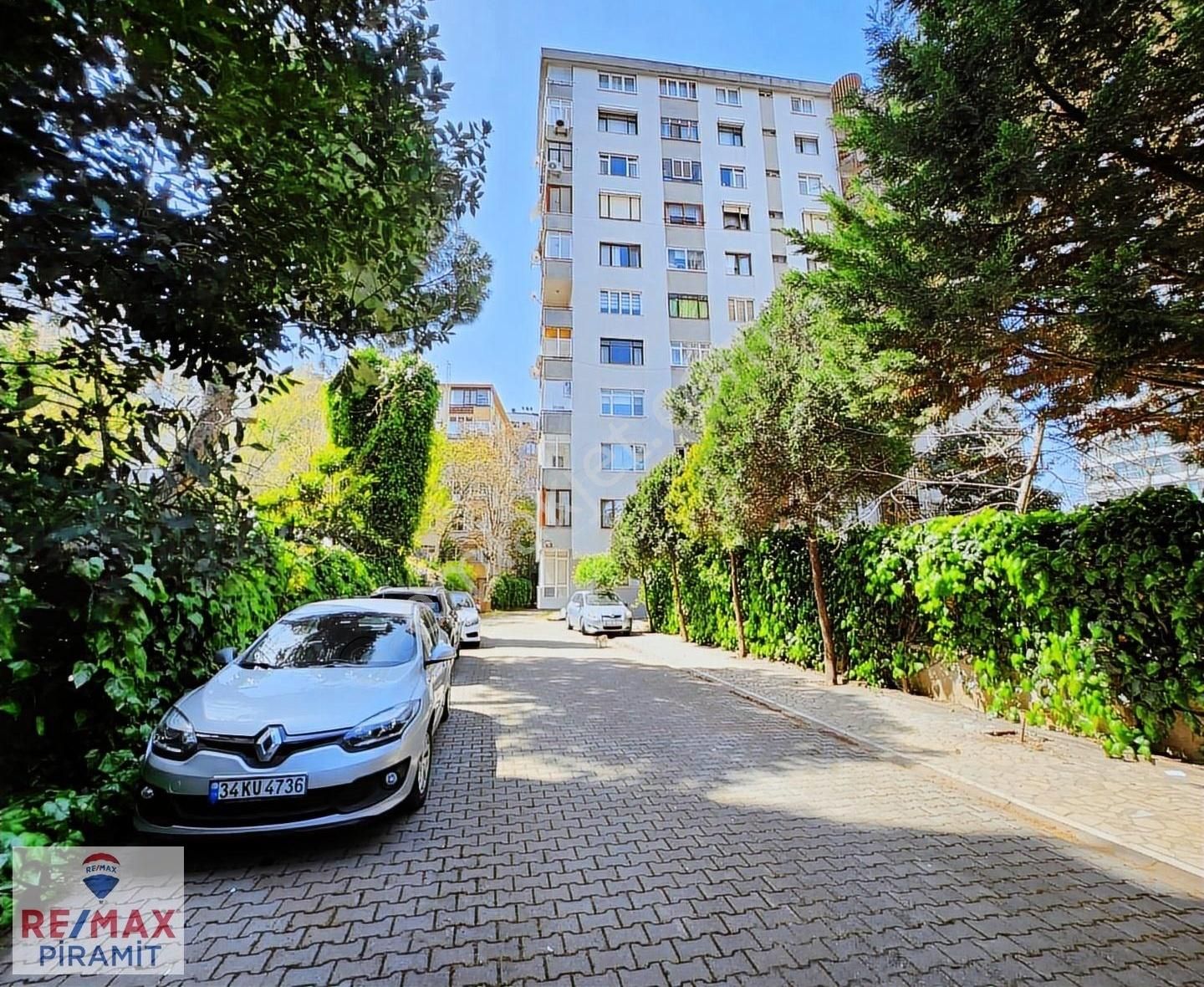 Fahrettin Kerim Gökay Caddesi Üzerinde Bakımlı 3+1 Ful Eşyalı