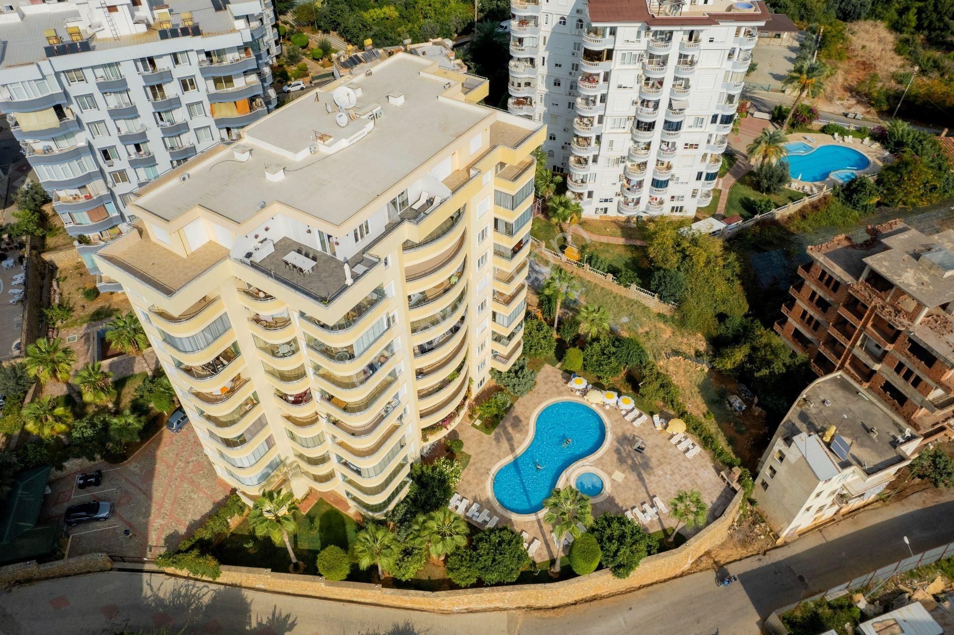 Tosmur’da Denize Yakın, Eşyalı Geniş 2+1 Daire!
