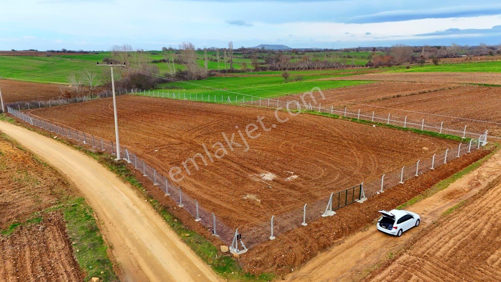 Tek Tapu 5,220 Mt Çiftlik İçin Uygun Yer