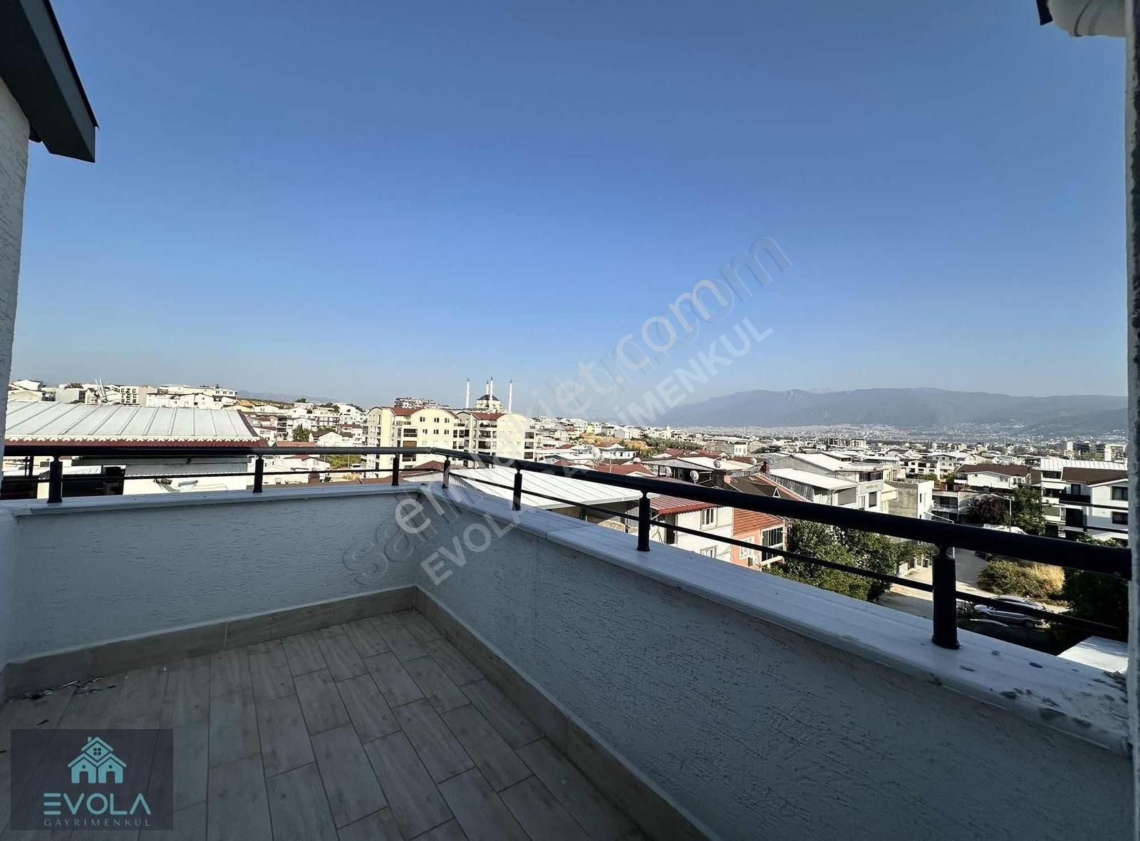 Evola Gayrimenkul'den Kiralık 4+1 Dubleks Daire