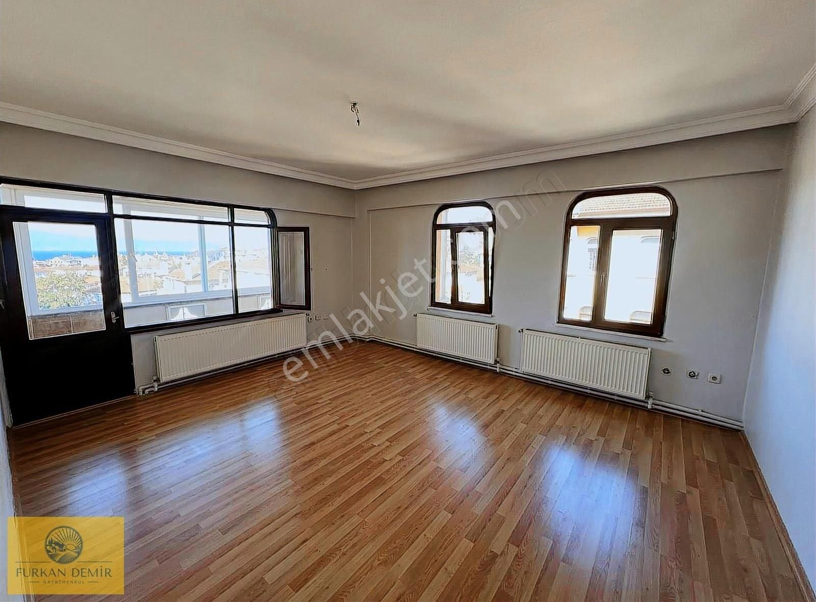 Furkan Demir'den Karamürsel Kayacık İznik Yolu 3+1 Kiralık Daire