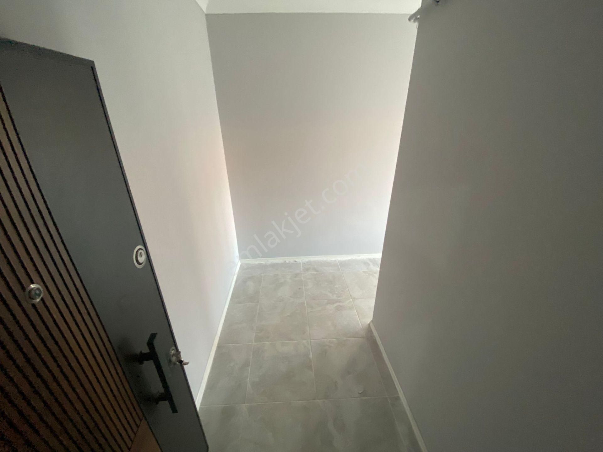 Karasuda Sıfır Havuzlu Site İçerisinde Y.ısıtmalı Satılık 2+1 Daire - Görsel 10