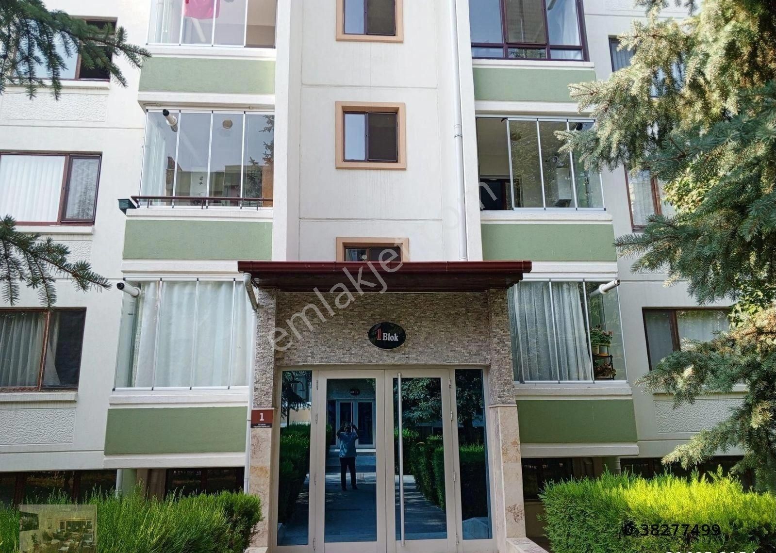 Tunahan Mahallesi Sutek Sitesinde Tek Emlak'tan Satılık 1+1