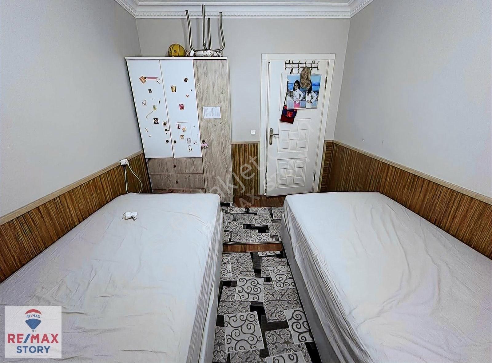 Çayırova Çağdaşkent 3+1 Arakat Asansörlü Satılık Daire