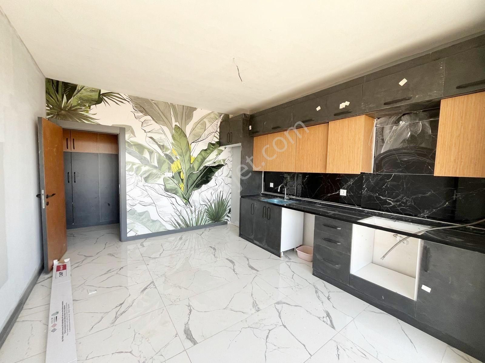 Taha Emlak Tan Mardin Yolu Üzeri Karakoç Sitesinde Kiralık 3+1 Daire