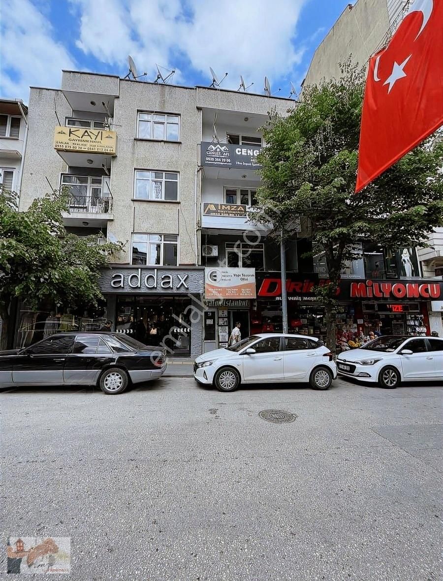 Bikecik Merkezde Kiralık 2+1 Daire