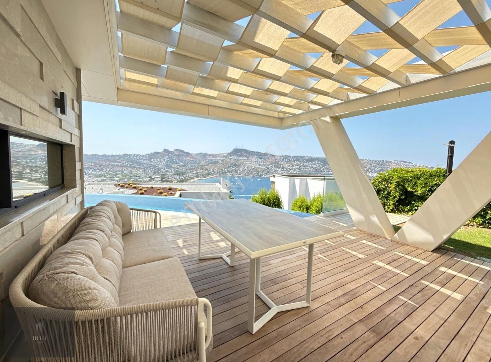 Gündoğan 'da Kapanmaz Deniz Manzarasına Sahip Satılık Villa - Görsel 22