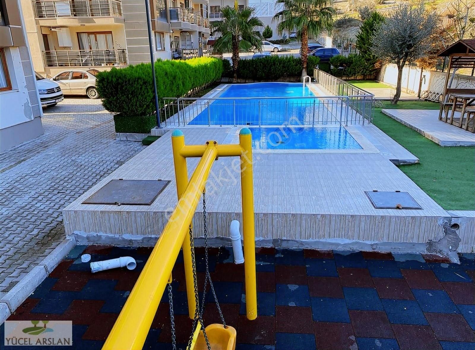 Çiğlide Günün Fırsatı Site İçinde Satılık 3+1 Sıfır 3+1 Daire