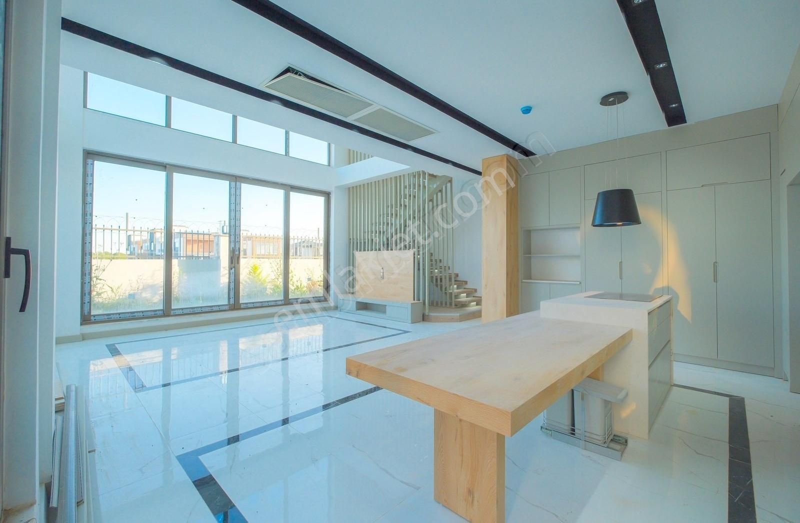 Döşemealtı Suıt Vıllas'da Triplex 5+1 Satılık Villa - Görsel 5