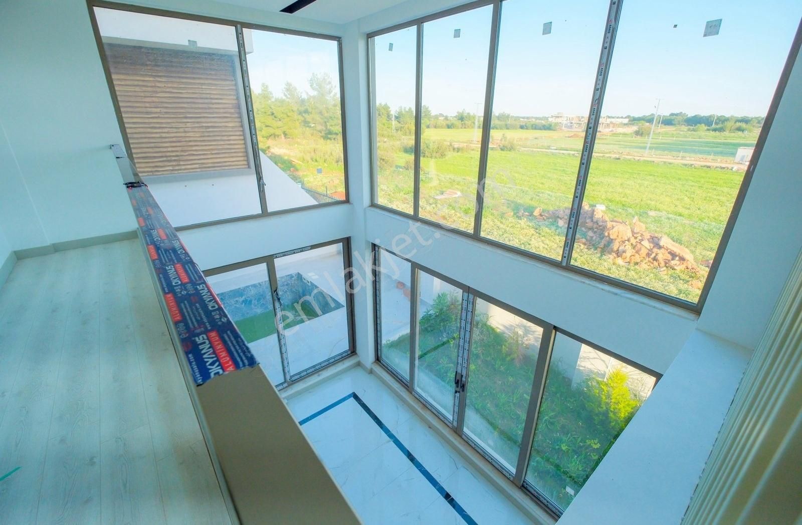 Döşemealtı Suıt Vıllas'da Triplex 5+1 Satılık Villa - Görsel 2