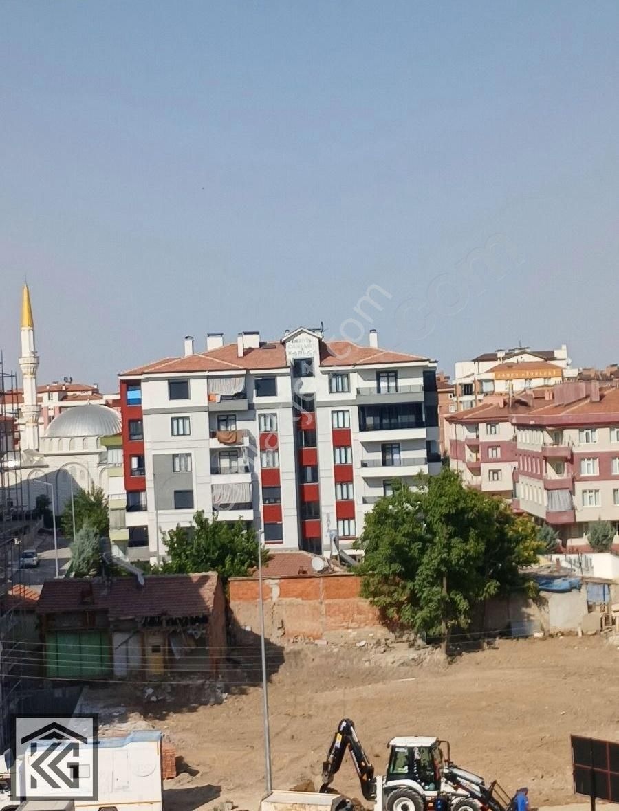 Kocalardan Fetih Keçeciler Caddesi Yakını Arakat Geniş 2+1