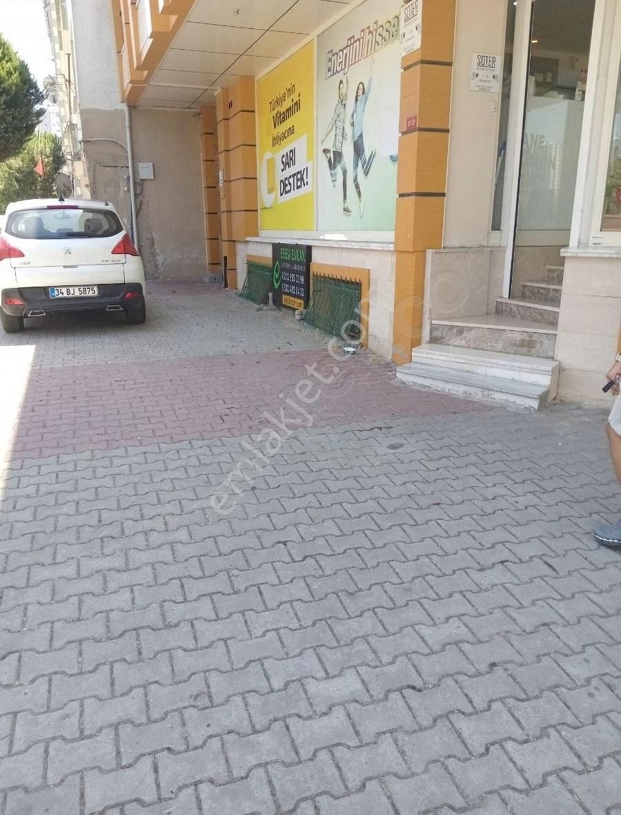 Esem Emlaktan Halkalı Kavaklıda Yatırımlık İş Yeri Cadde Üzeri.. - Görsel 28