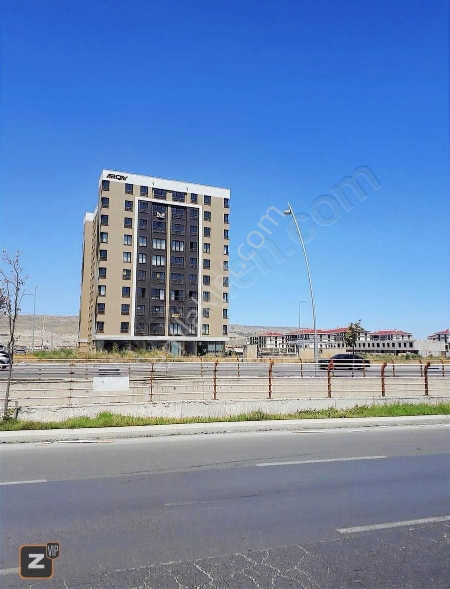 Şehir Hastanesi Karşısında 3+0 Kiralık Daire