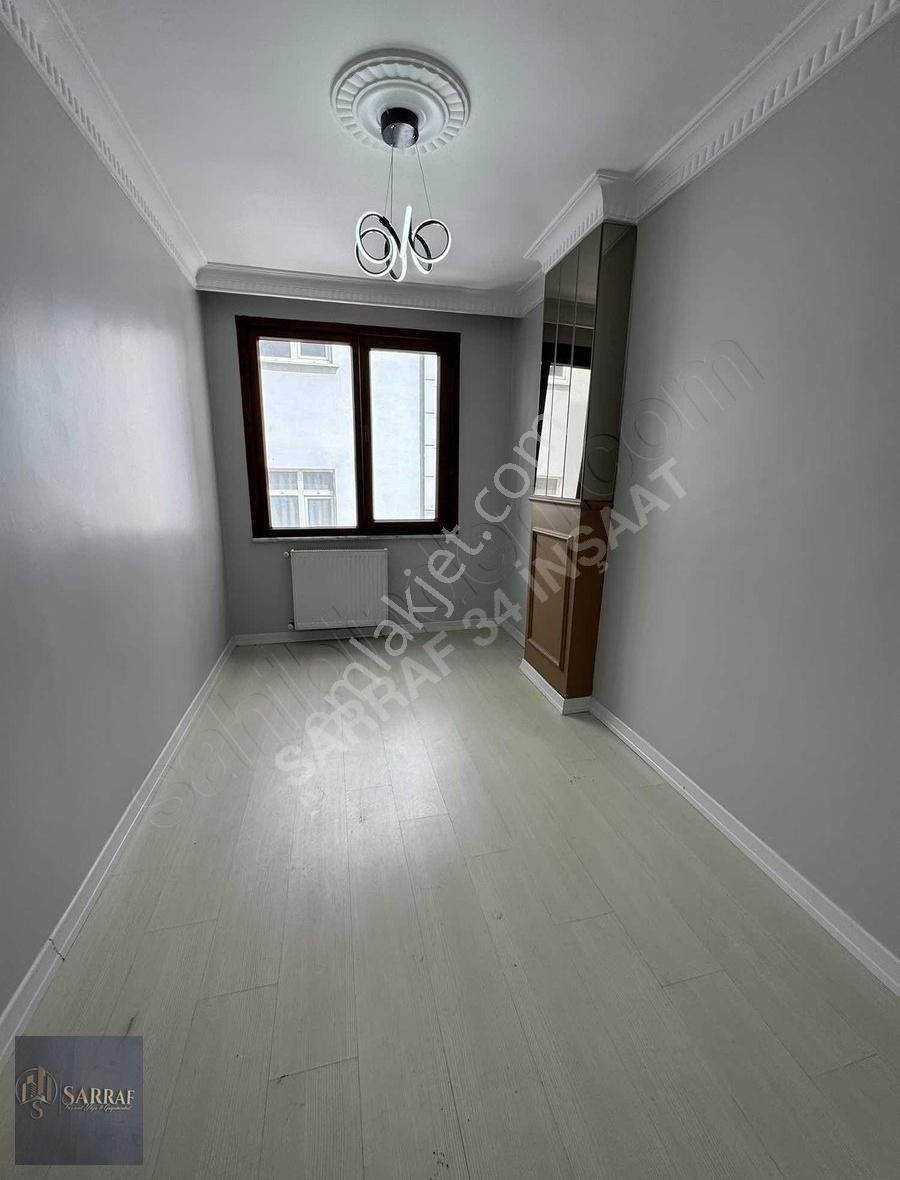 Fırsat Arakat Metrobüse 6 Dk Yürüme Mesafesinde 2+1 Dairem - Görsel 2