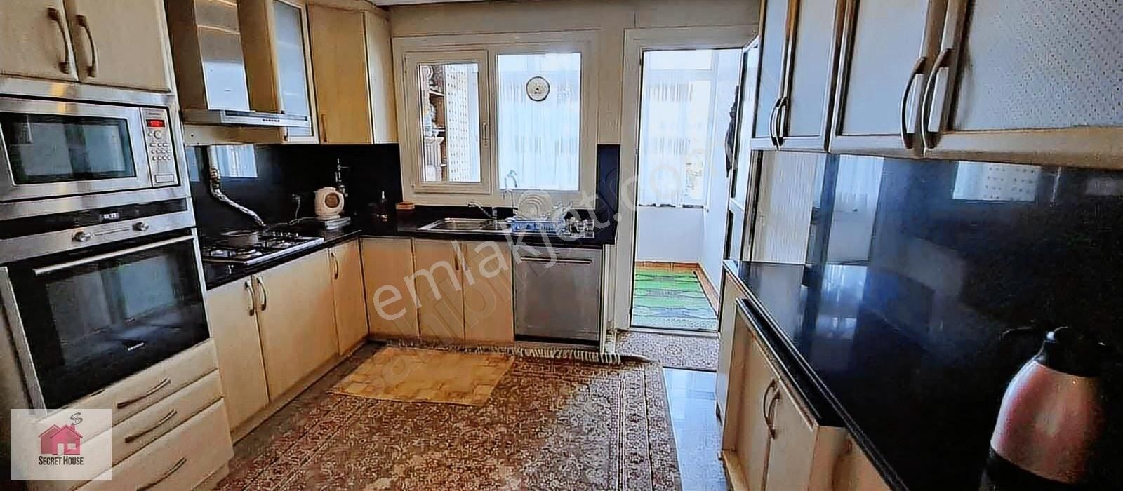 Secret House 'dan Ekşinar Caddesınde 4+1 Ara Kat - Görsel 9