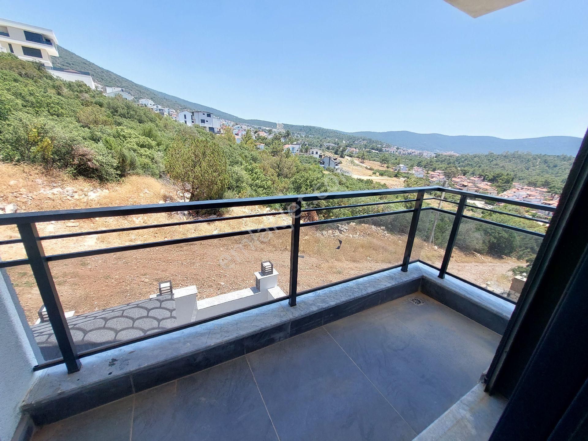 4+1 Müstakil Akıllı Villa Havuzlu, Otoparklı Full Deniz Doğa Ve Havuz Manzaralı - Görsel 16