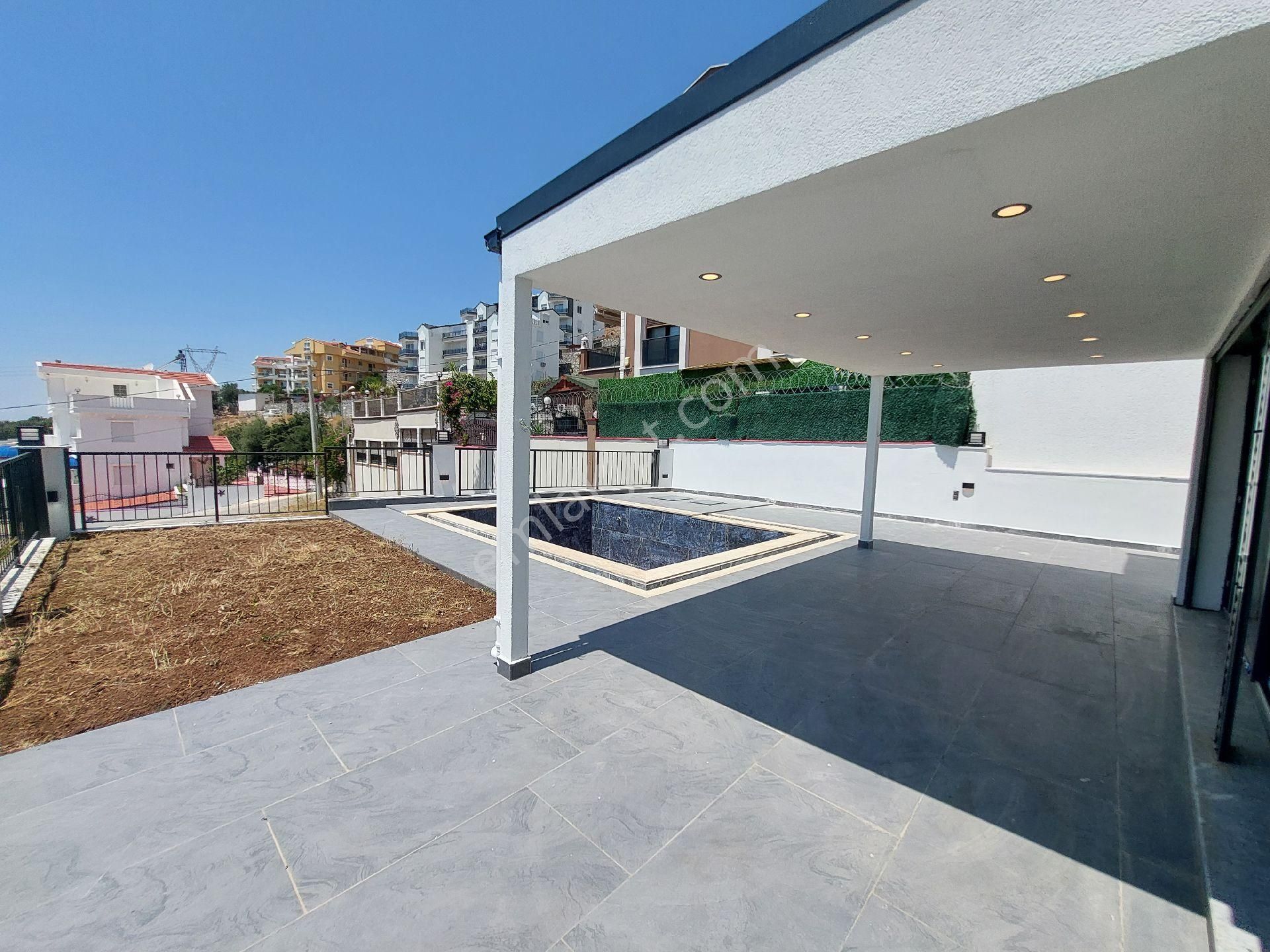 4+1 Müstakil Akıllı Villa Havuzlu, Otoparklı Full Deniz Doğa Ve Havuz Manzaralı - Görsel 33
