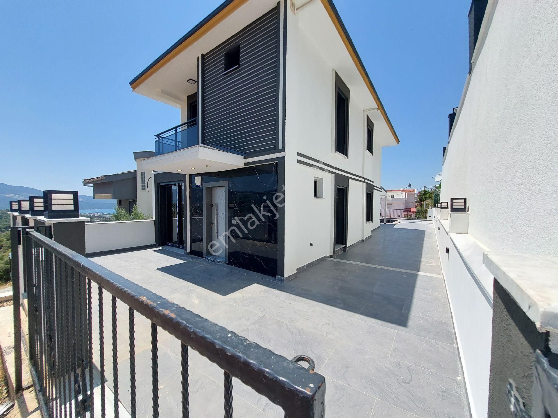 4+1 Müstakil Akıllı Villa Havuzlu, Otoparklı Full Deniz Doğa Ve Havuz Manzaralı - Görsel 6