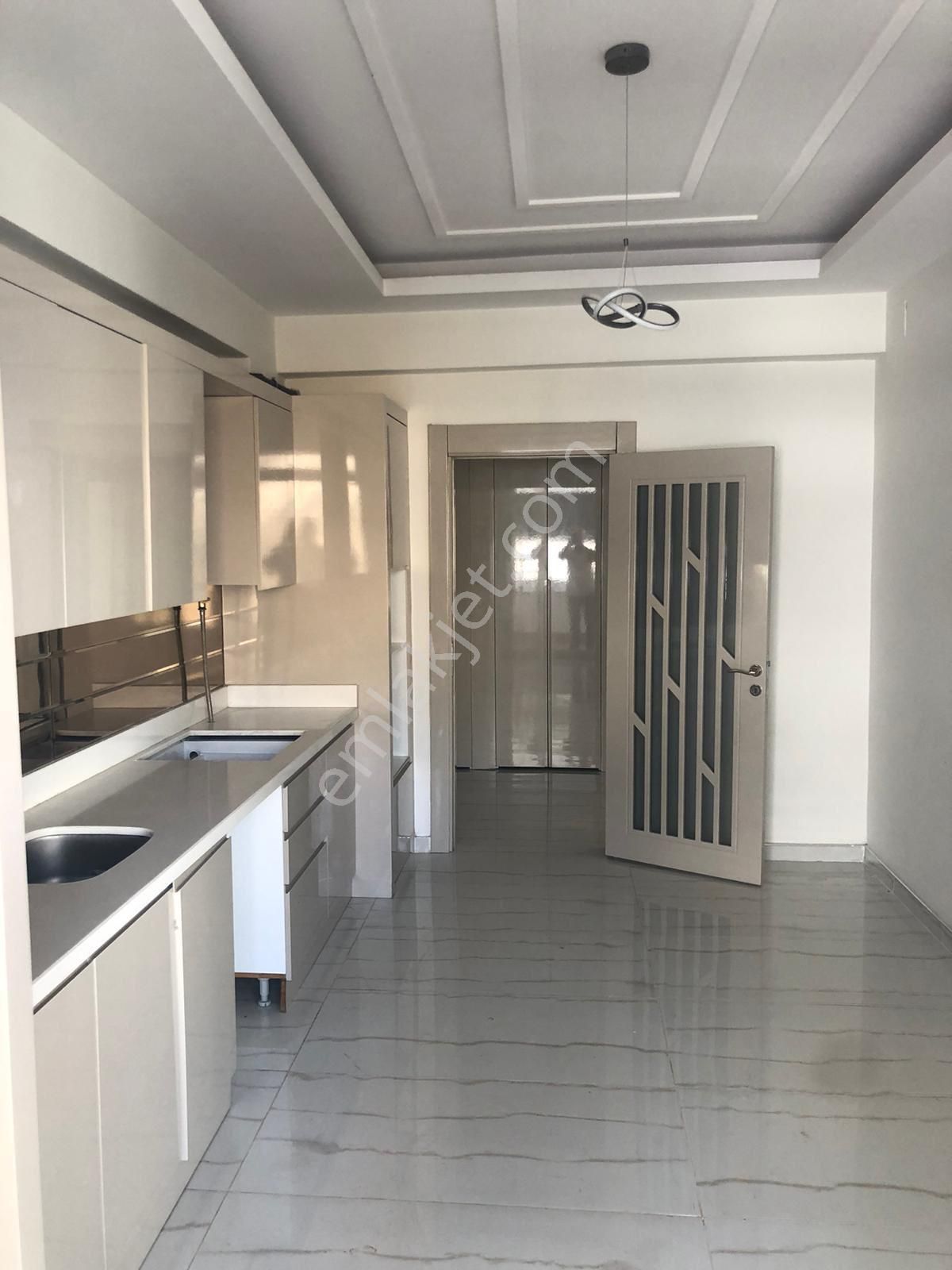 G.antep Ertuğrulgazı Mah Yeşilvadi Manzaralı Satılık 3,5+1 Daire
