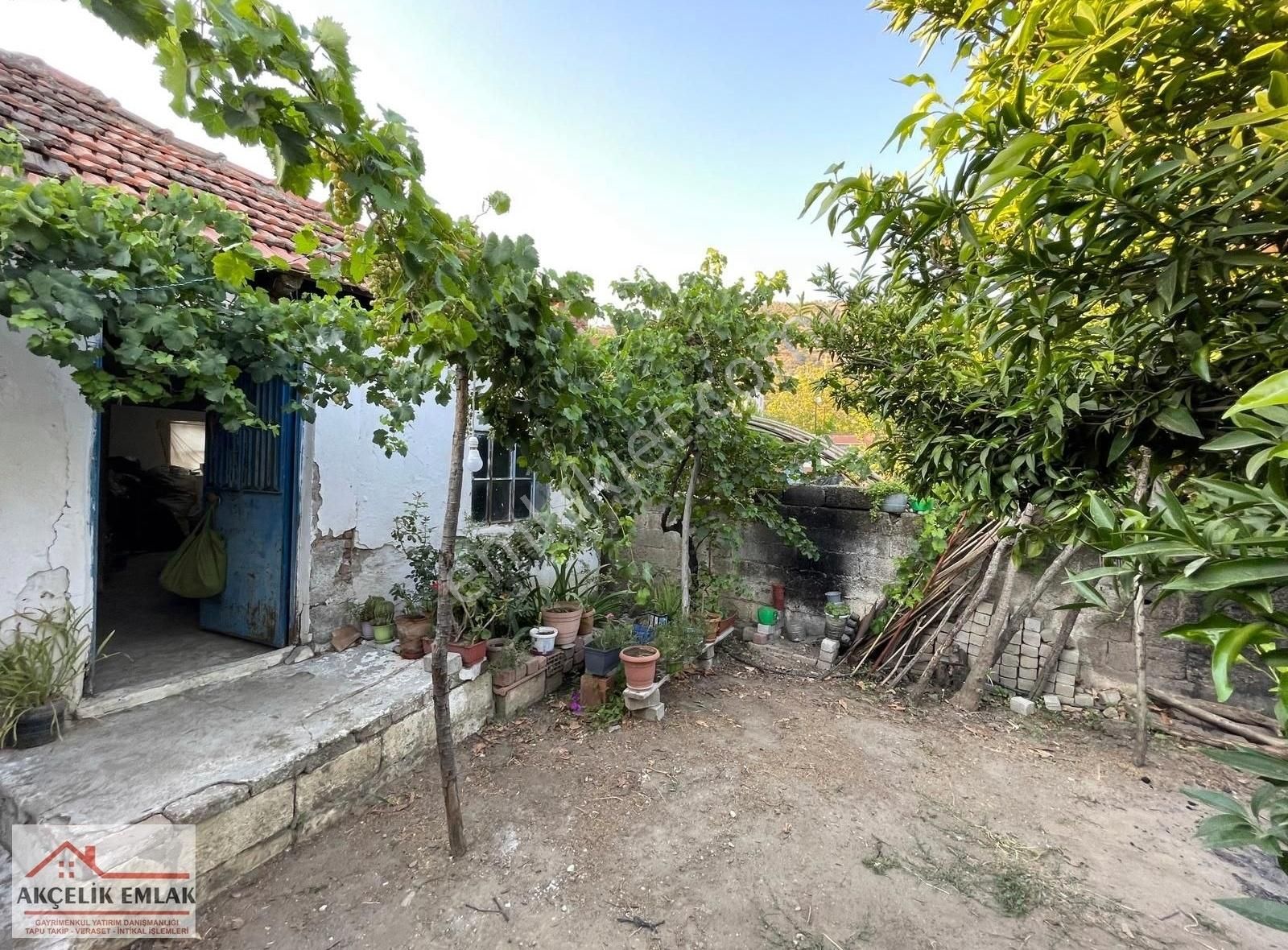 Aydın İncirliova Dereağzı Mah. Satılık 2+1 Müstakil Ev