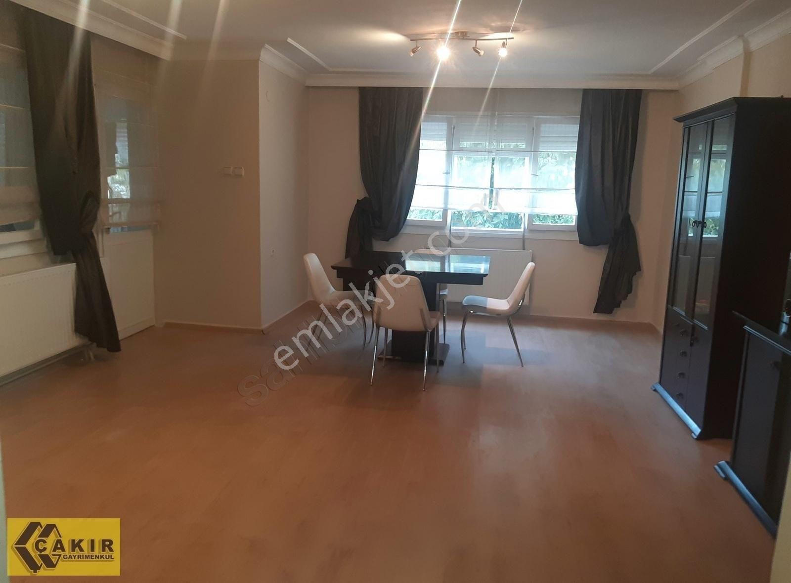 Kiralık Daire, 3+1, Ara Kat, Balkonlu, Bahçelievler Mahallesinde