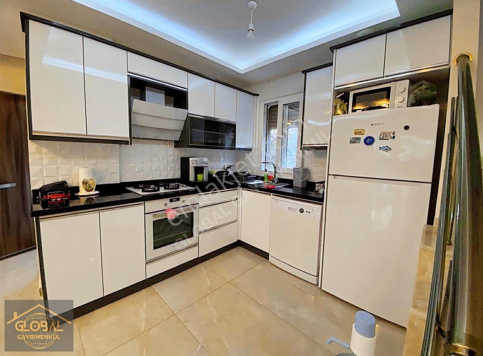 Global'den Deniz Manzaralı Müstakil Tadında Köşe Satılık Yazlık - Görsel 7