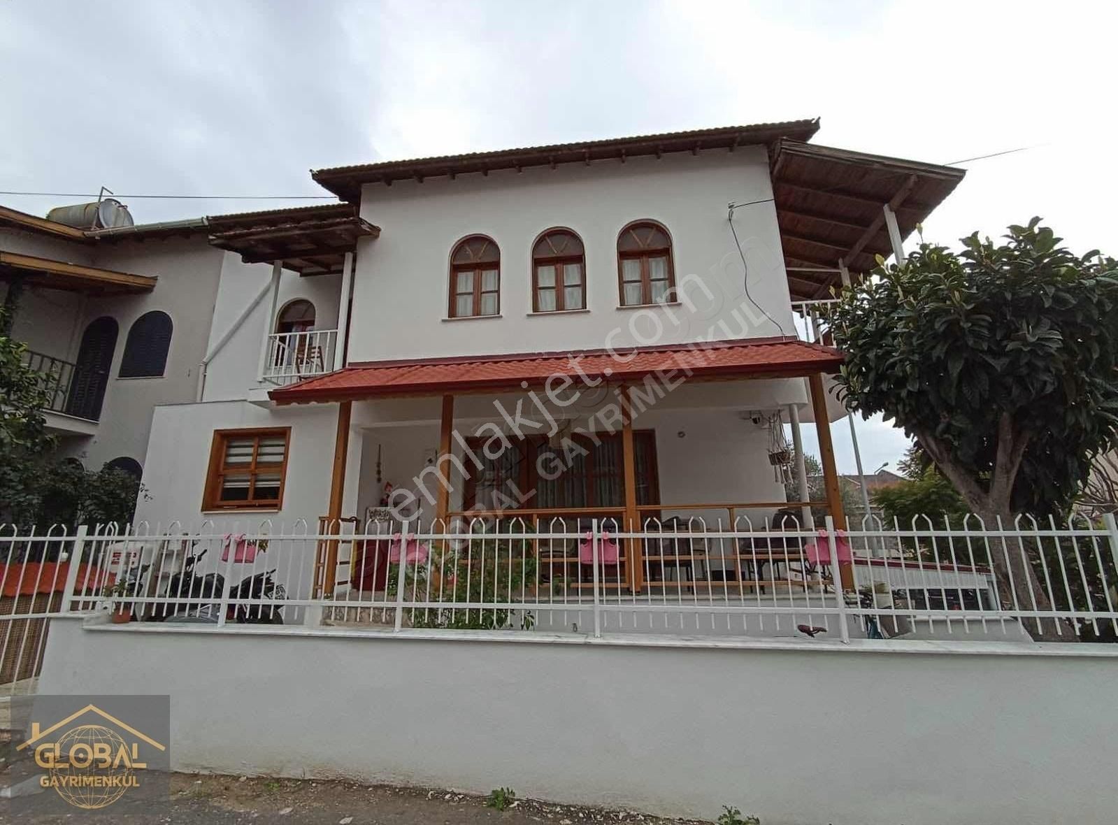 Global'den Deniz Tarafında Köşe Villa - Görsel 16