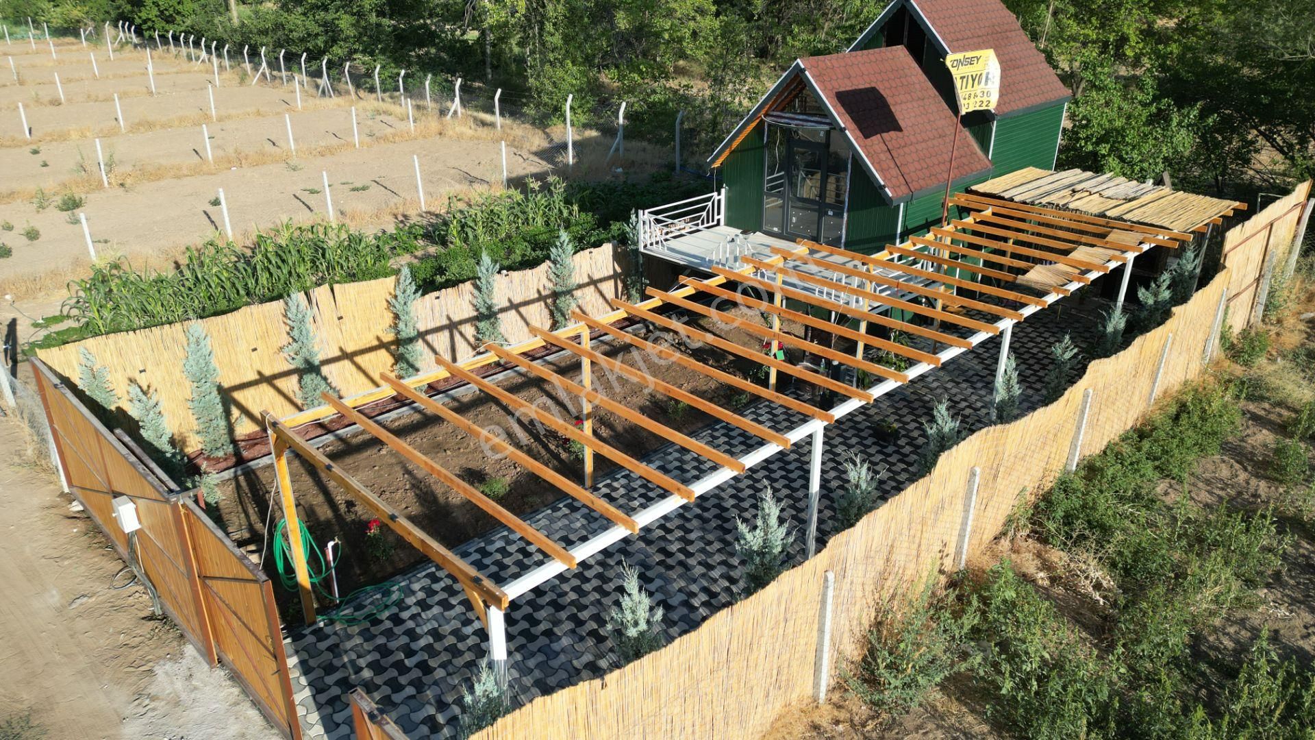 Doğanın İçinde Hazır Yapılı Bungalov Yaşam Alanı Bahçe - Görsel 3