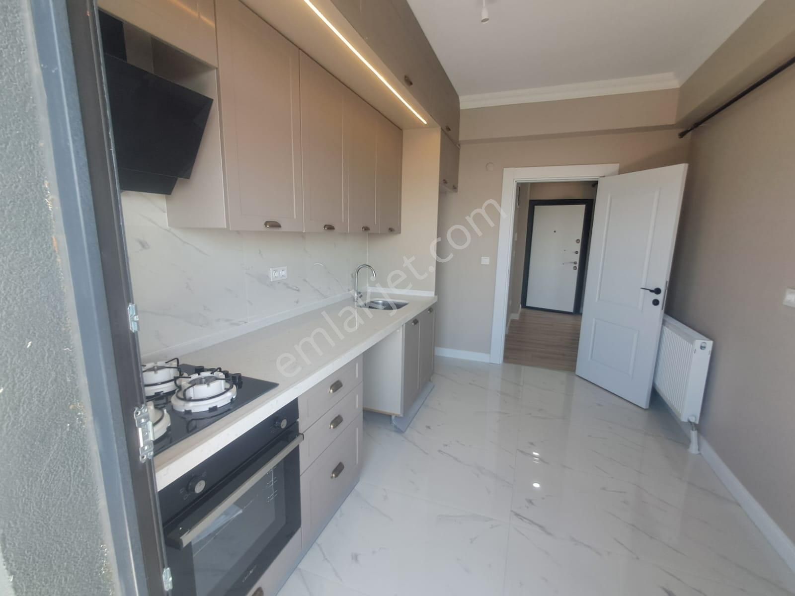 Ekşioğlu 'dan Tekirdağ Süleymanpaşa Atatürk Mah Deniz Ve Havuz Manzaralı Satılık Daire 2+1 - Görsel 13