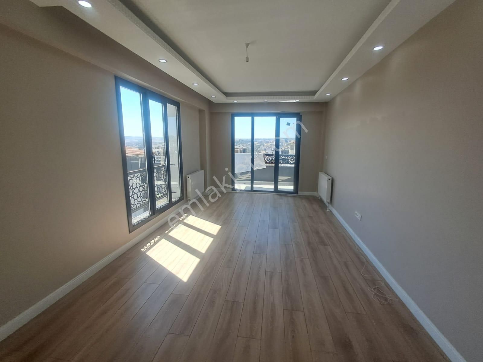 Ekşioğlu 'dan Tekirdağ Süleymanpaşa Atatürk Mah Deniz Ve Havuz Manzaralı Satılık Daire 2+1 - Görsel 3