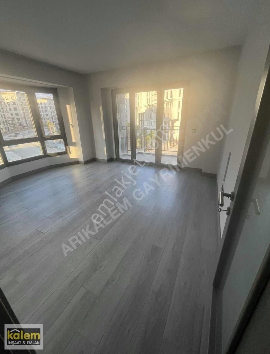 Kalem'den Kiralık 2+1 95 M2 Köşe