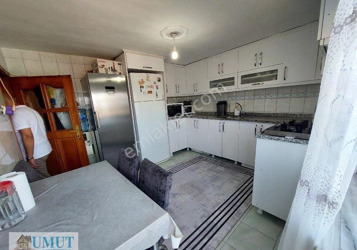 G O P Küçük Köy Yeni Mahal De Satılık Çatı Kat Toprak Tapulu 3+1 170 M2 Ferah Bir Daire - Görsel 6