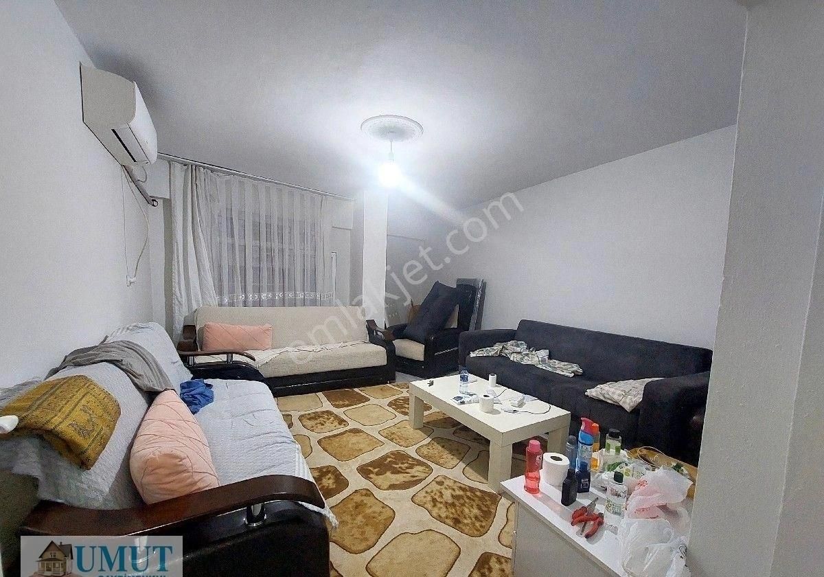 Gaziosmanpaşa Küçükköy Yeni Mah Satılık Yüksek Giriş Kat Toprak Tapulu 2+1 90 M2 - Görsel 12