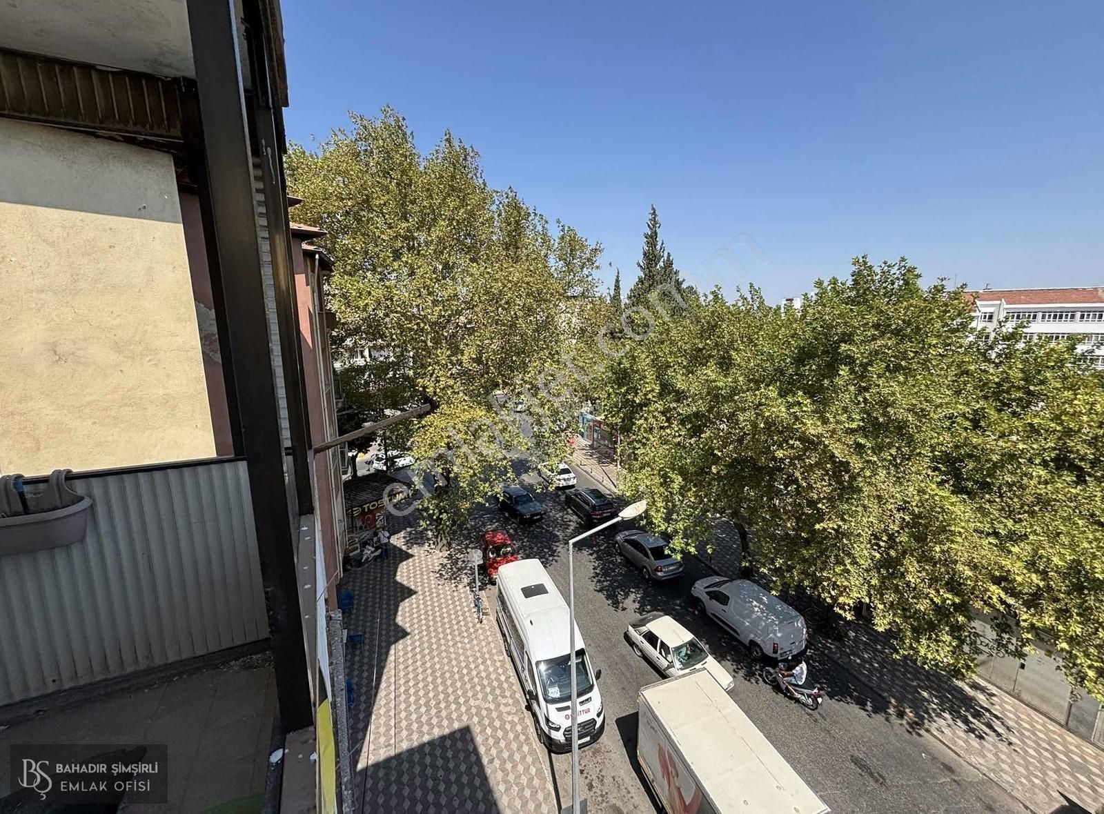Bahadır.şimşirli'den Lise Işıklarda Satılık 2+1 Ara Kat Daire - Görsel 12