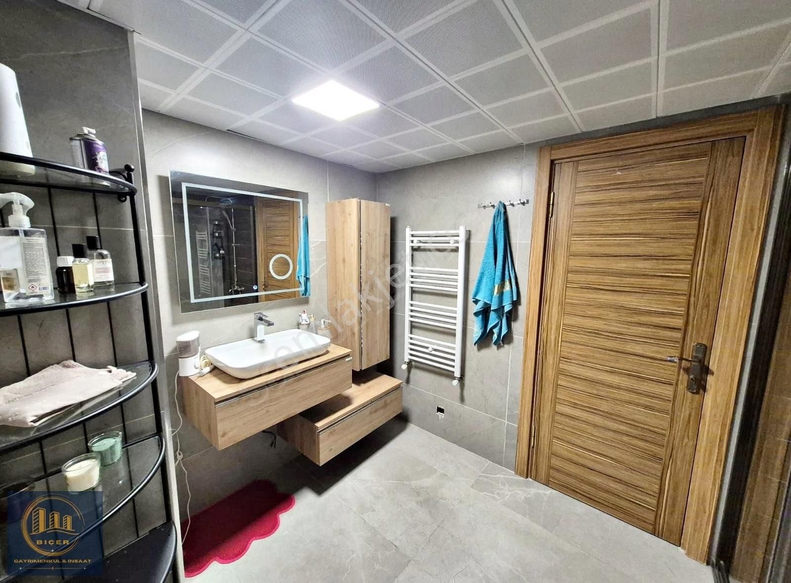 Biçer'den Tasarım Banyolu Geniş Mutfaklı 3+1 Arakat Fırsat Daire - Görsel 4