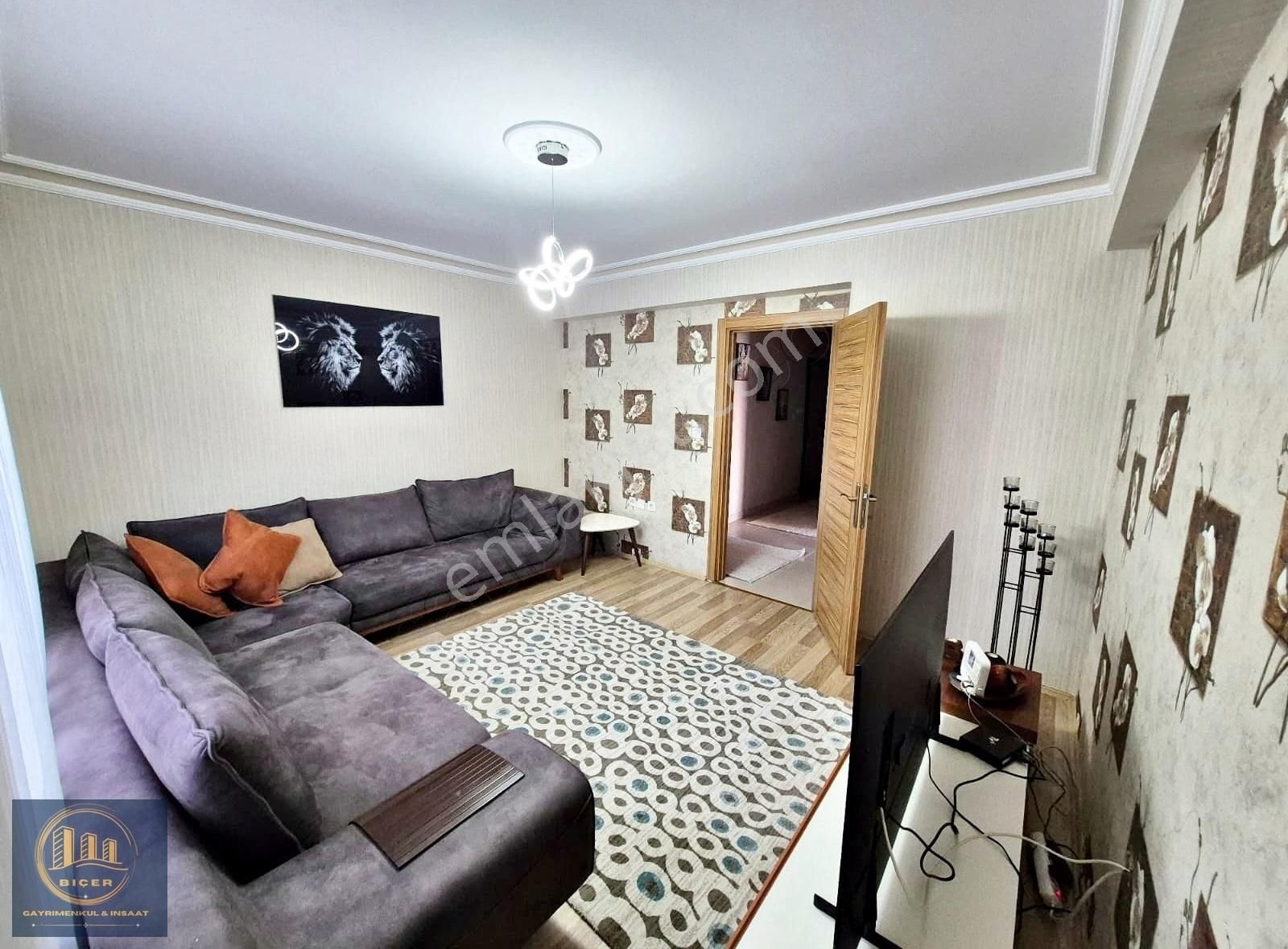 Biçer'den Tasarım Banyolu Geniş Mutfaklı 3+1 Arakat Fırsat Daire - Görsel 3