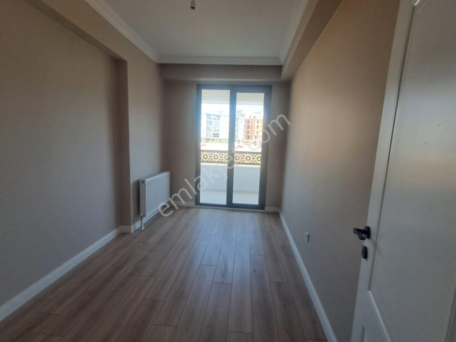 Ekşioğlu ' Dan Tekirdağ Süleymanpaşa Atatürk Mah Havuzlu Lüks Satılık Daire 2+1 - Görsel 14