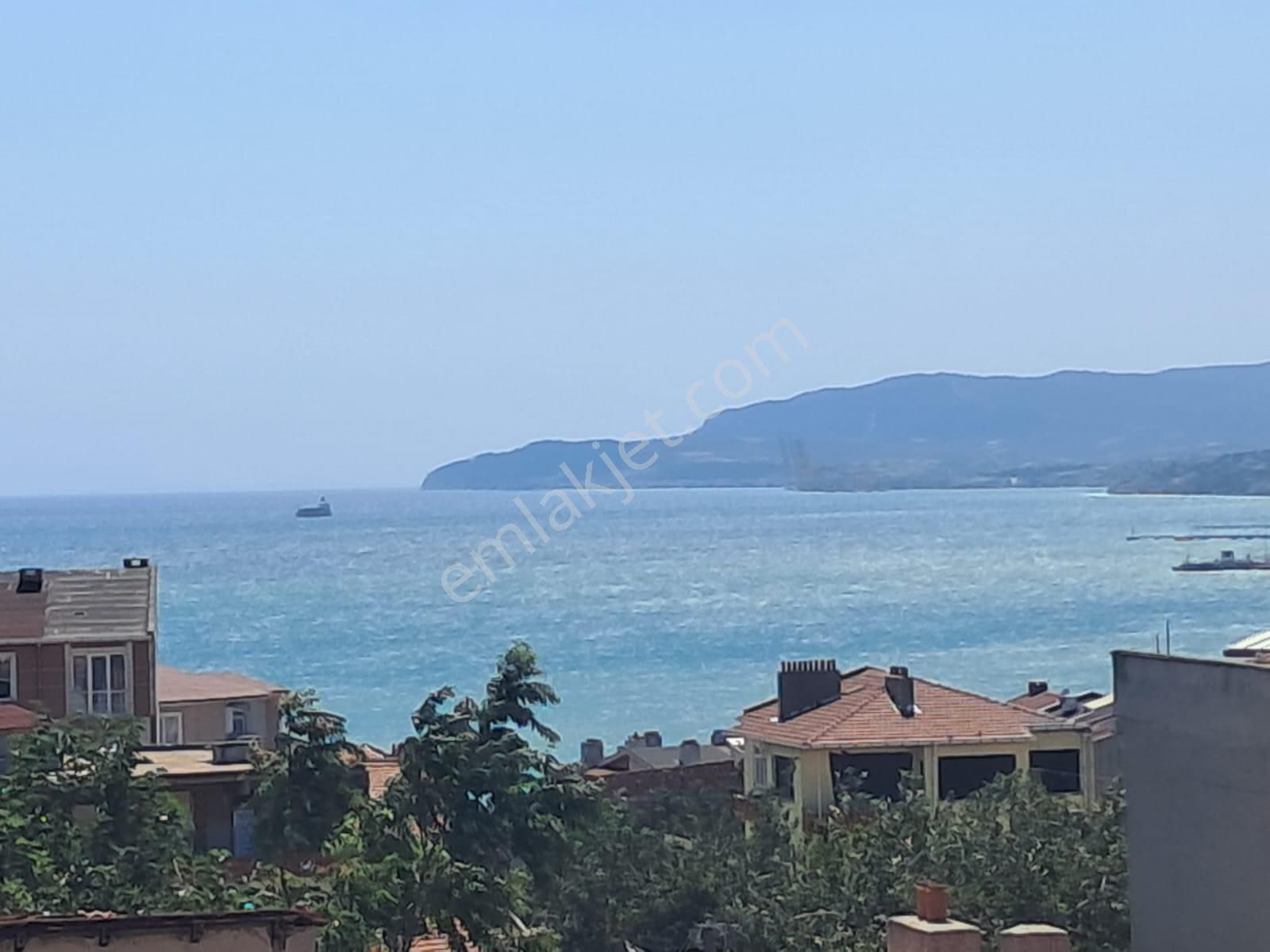 Ekşioğlu 'dan Tekirdağ Süleymanpaşa Çiftlikönü Mahallesi Satılık Daire 3+1