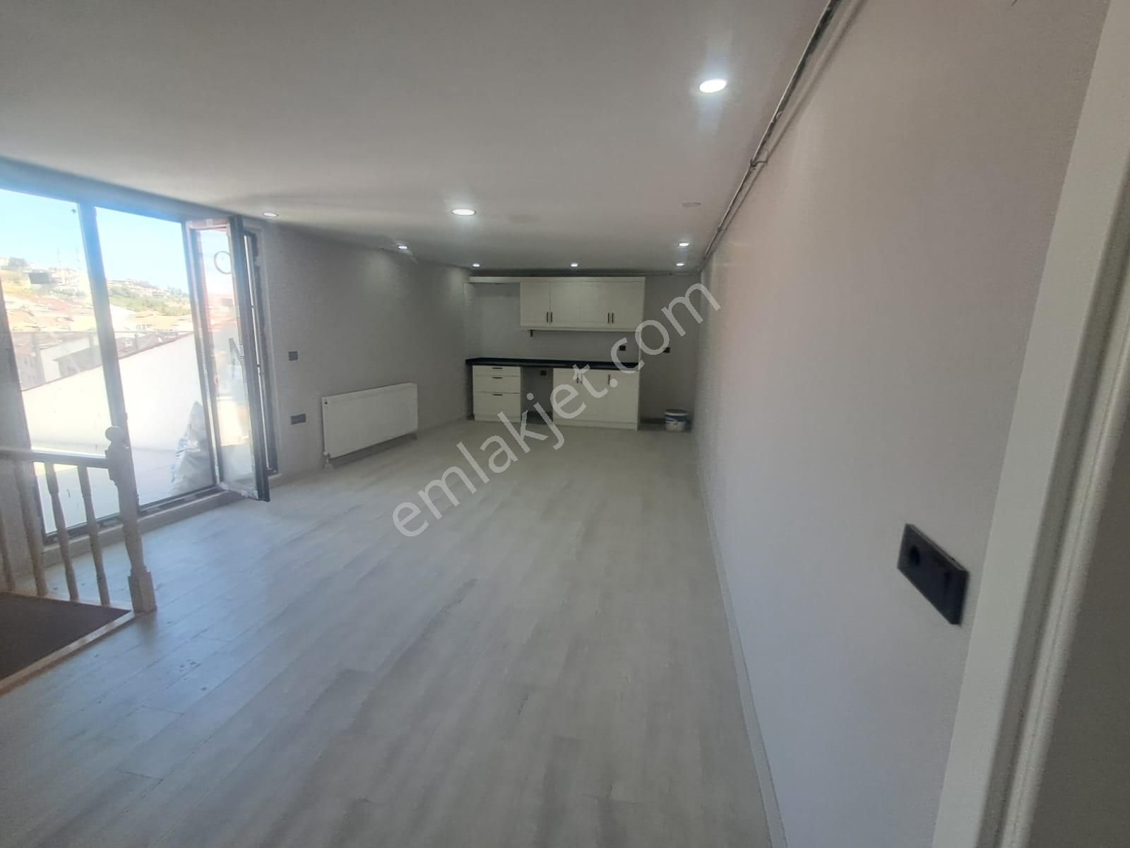 Ekşioğlu 'dan Tekirdağ Süleymanpaşa Çiftlikönü Mah Dubleks 3+2 Satılık Daire - Görsel 6