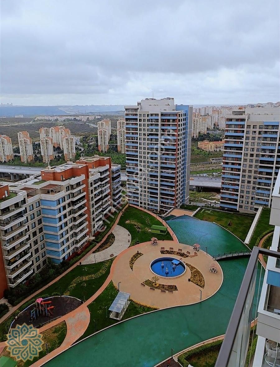 Başakşehir Bulvar İstanbul Göl Etabında Satılık Daire