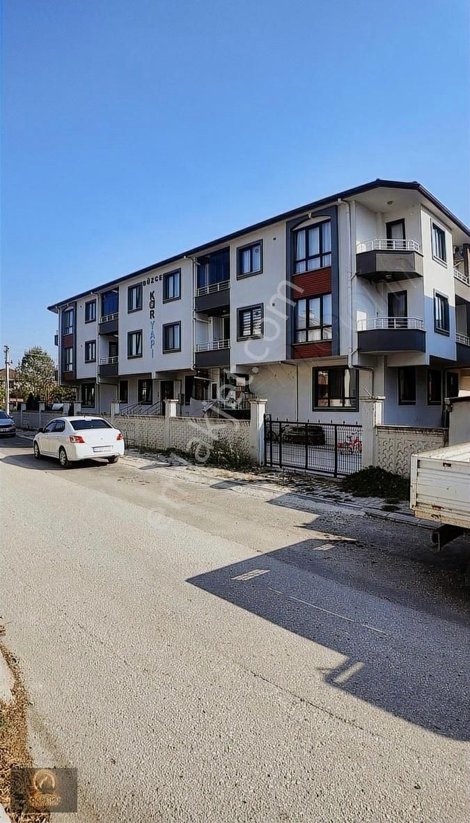 Öğretmen'den Kara Hacımusa'da Ayrı Mutfak Balkonlu 2+1 Fırsat