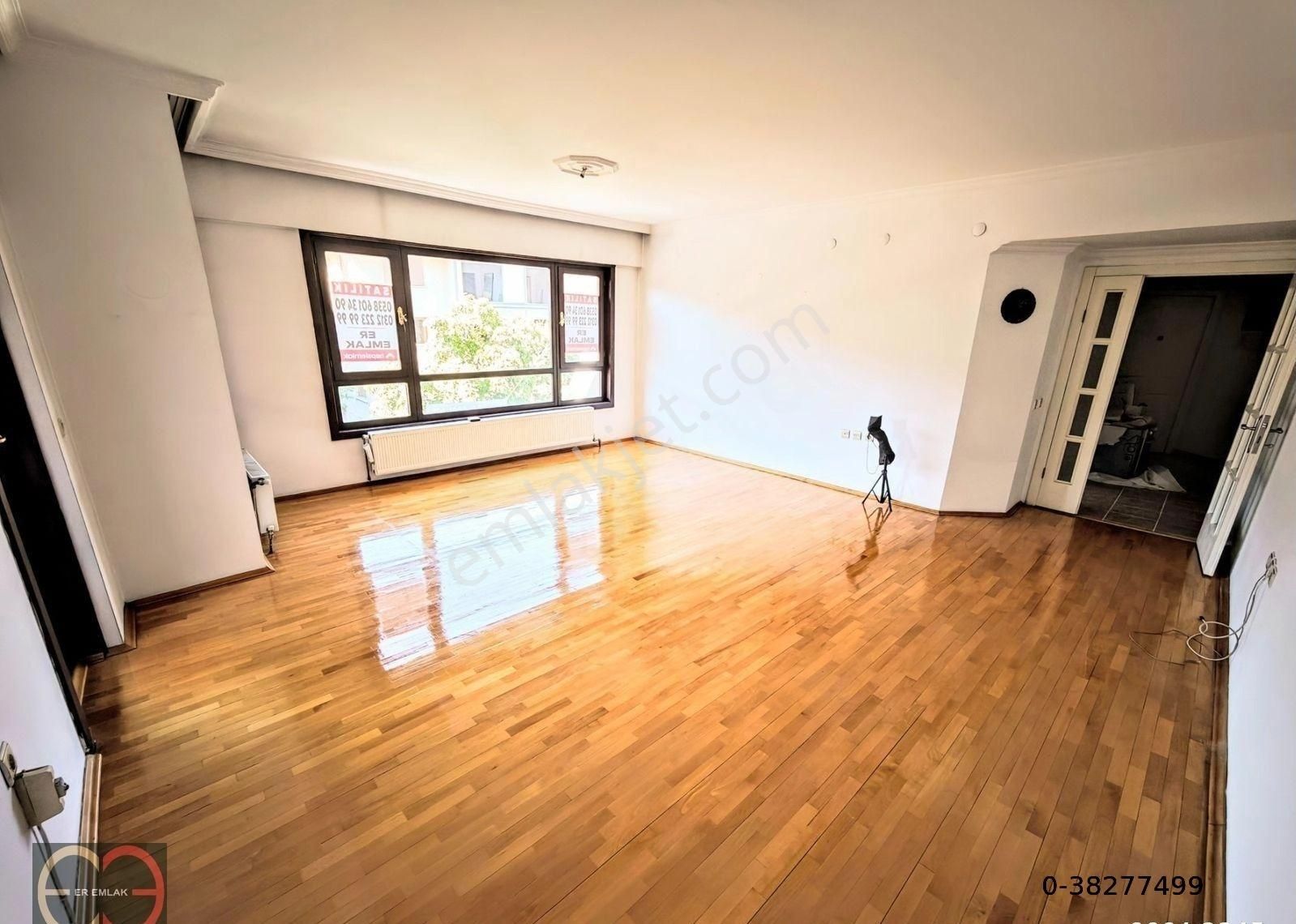 Bahçelievler Satılık Asansörlü, K.otoparklı, Ön Cephe 3+1 Daire