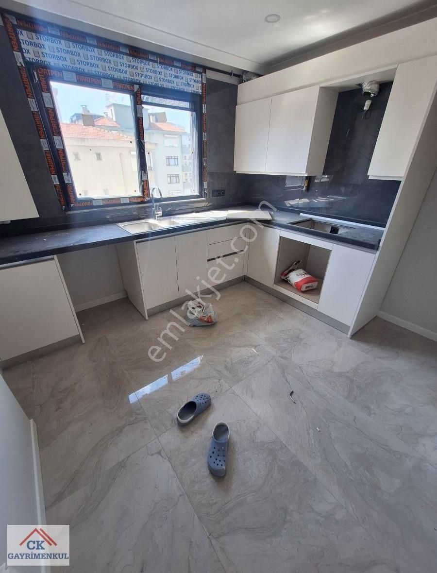 Ck'dan Marmaraya Göztepe Parkına Yürüme Mesafesinde 100 M2 Net - Görsel 5