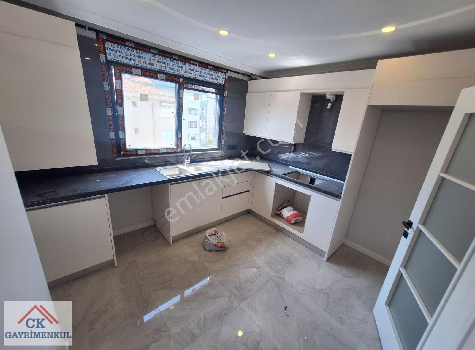 Ck'dan Marmaraya Göztepe Parkına Yürüme Mesafesinde 100 M2 Net - Görsel 15