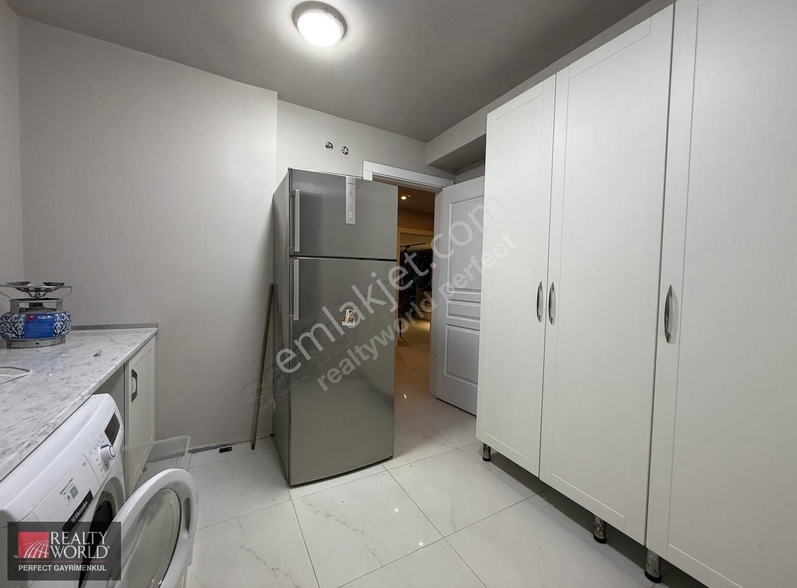 *realty World* Zekeriyaköy Vişne 3 Bölgesi Kiralık 6b Tipi Koza - Görsel 11