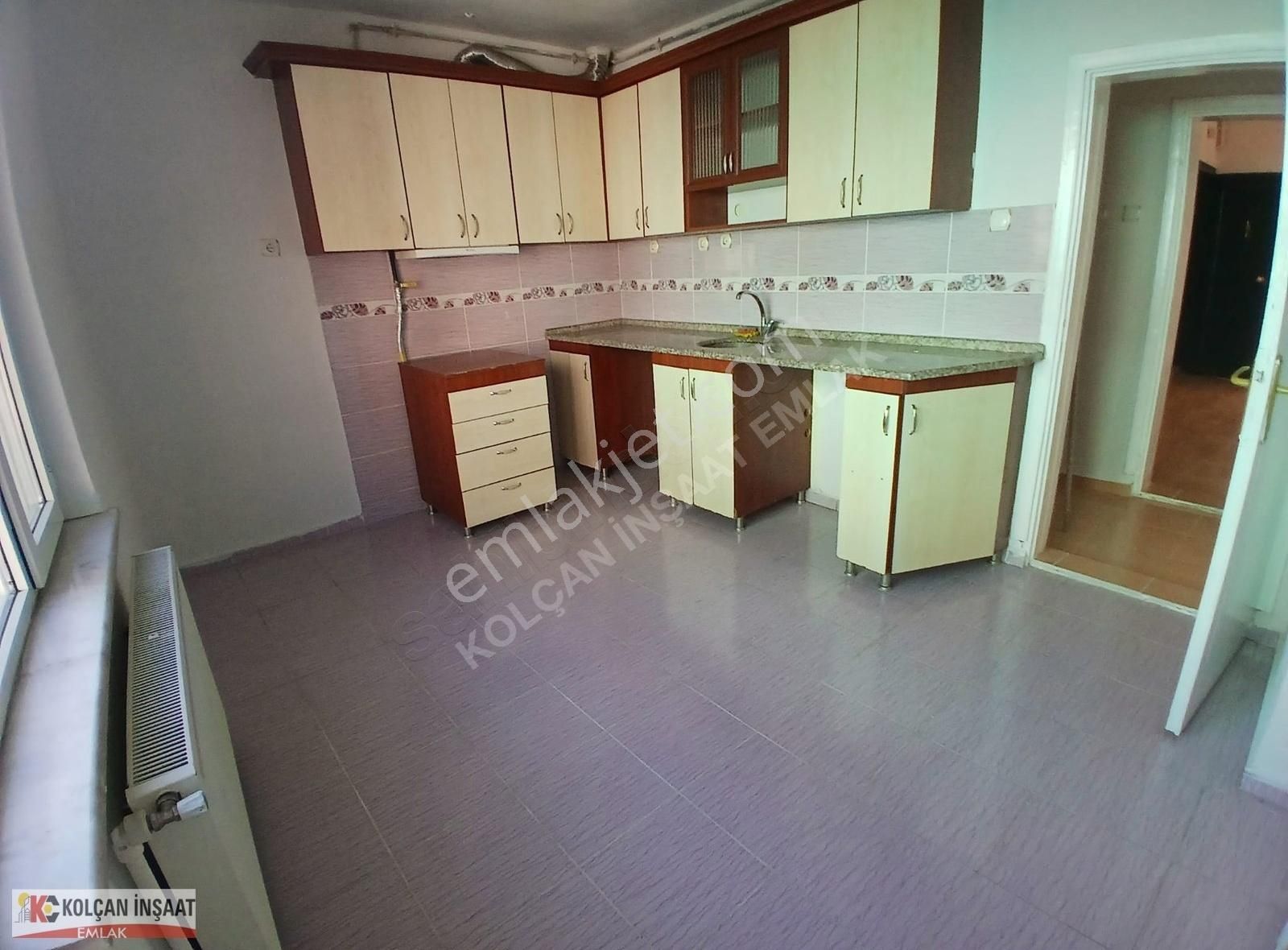 Kolçan Emlak'tan Yenidogan'da Ara Kat Kiralık Daire