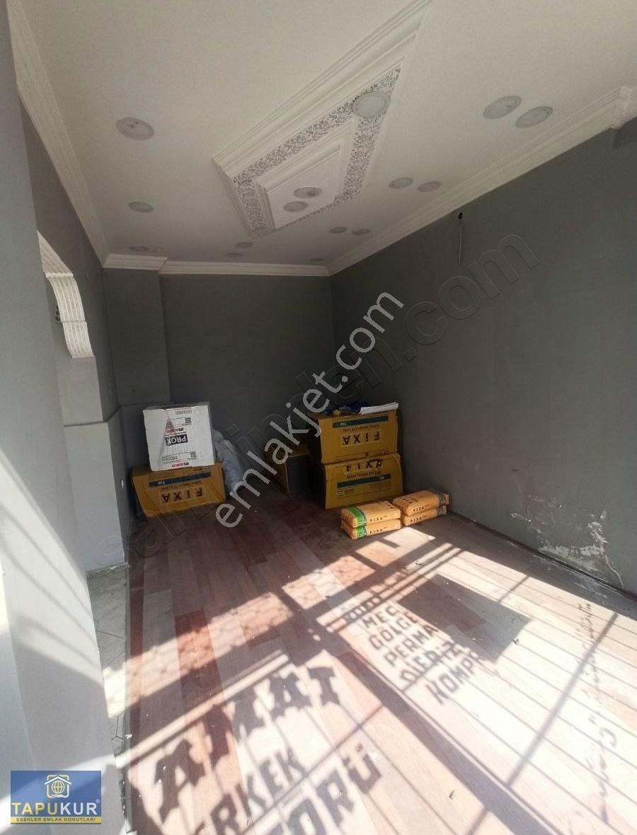 Üçyüzlü Cadde Üzerinde Satılık Dükkan Tapukur'dan