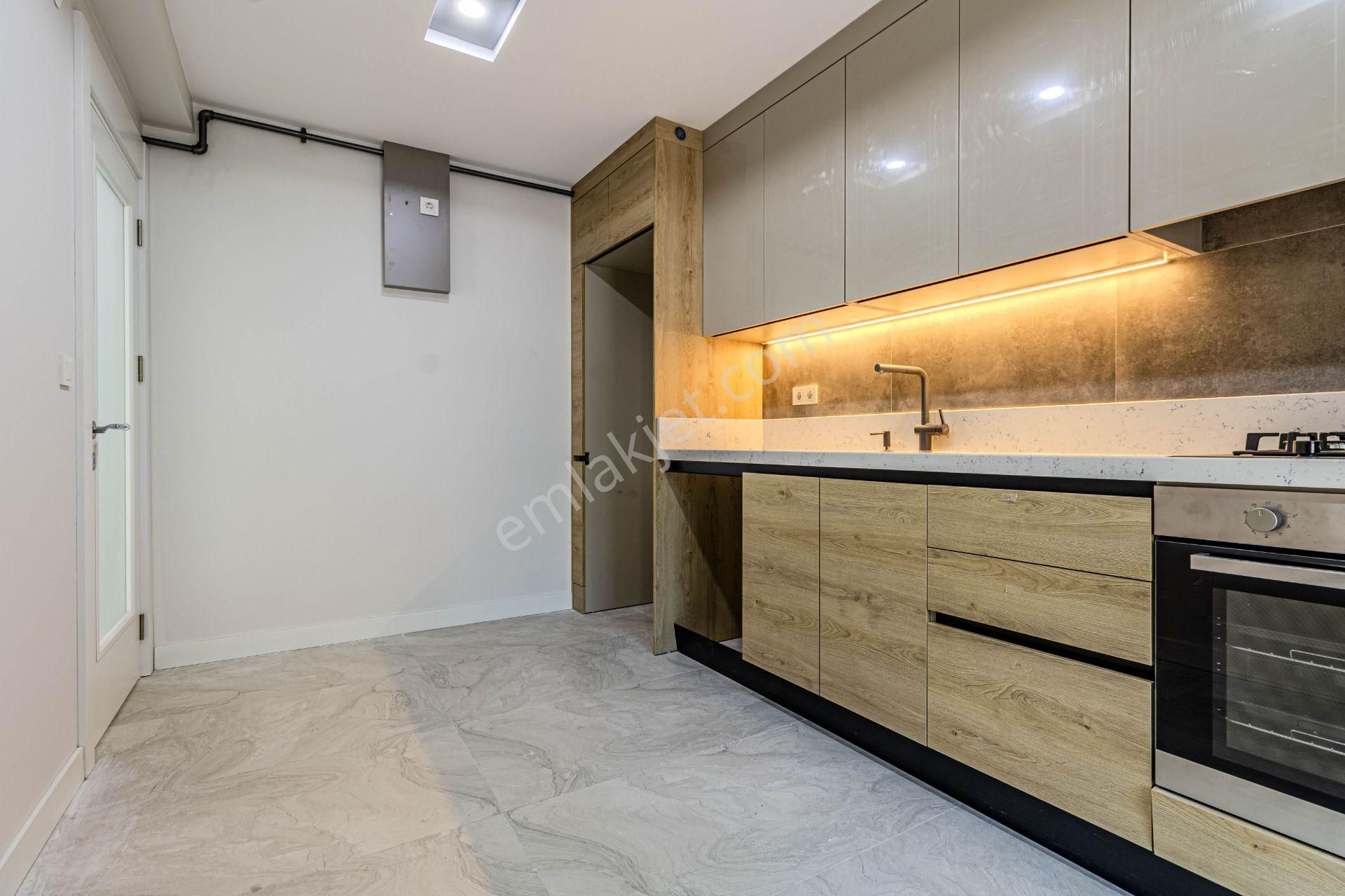 Atlas'tan, Sosyal Tesisli Sitede, 3+1, 135m2, K.otoparklı, Lüx - Görsel 4